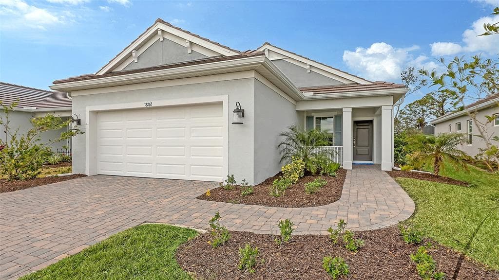 18265 VIZCAYA COURT - 3bd/2ba - $441,990 - VENICE, FL
