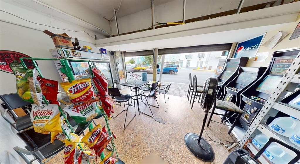 1960 BORIQUEN - Interior/Exterior Photo 3 - SAN JUAN, PR