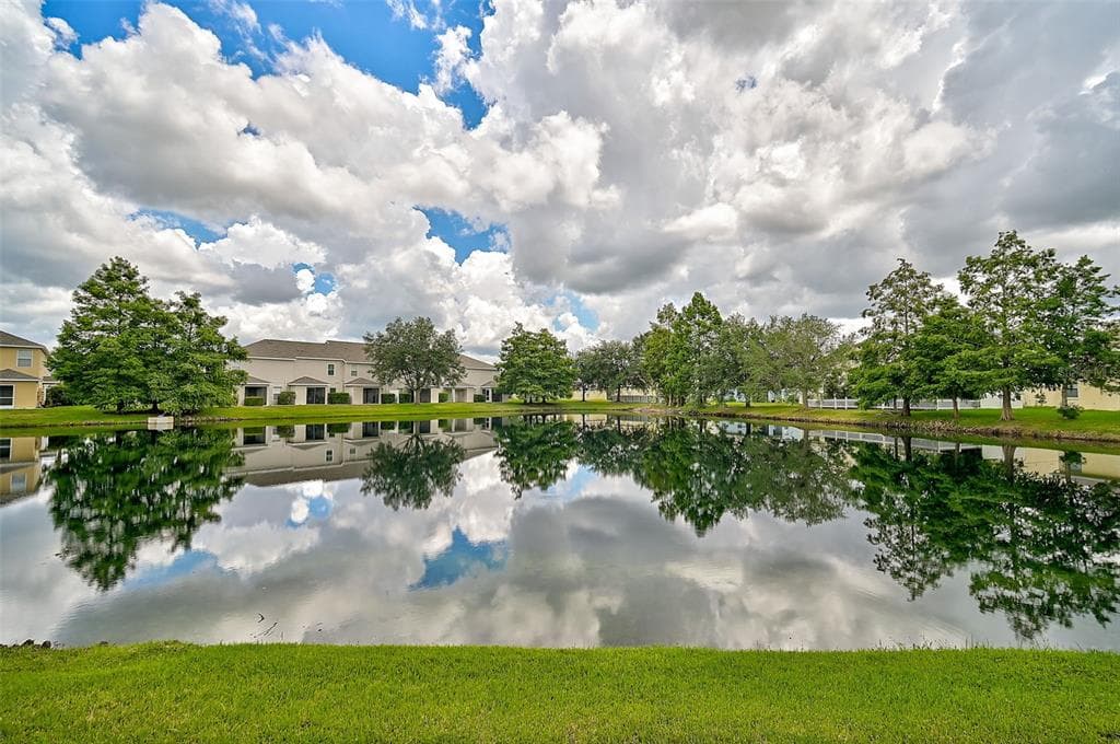 14939 AMBERJACK TERRACE UNIT 102 - 3bd/3ba - $249,000 - LAKEWOOD RANCH, FL