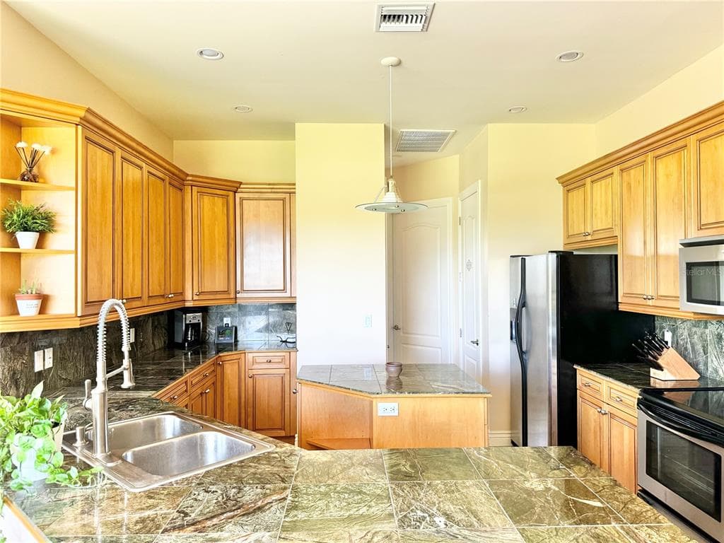 324 SANTURCE AVENUE - Interior/Exterior Photo 3 - NORTH PORT, FL