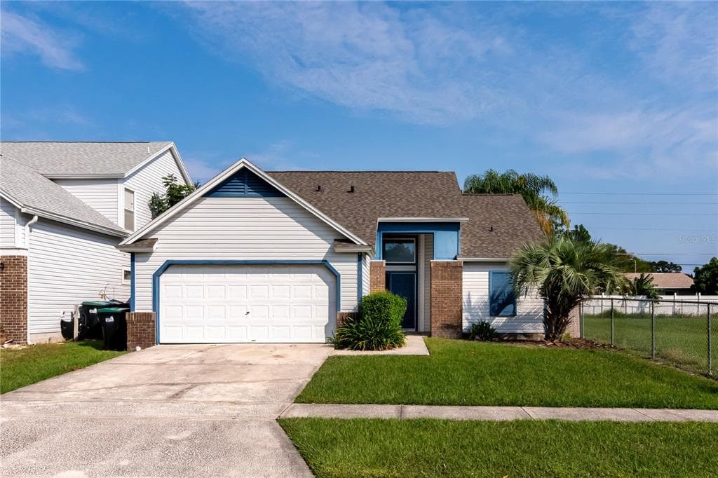 10557 GLASSBOROUGH DRIVE - 3bd/2ba - $350,000 - ORLANDO, FL