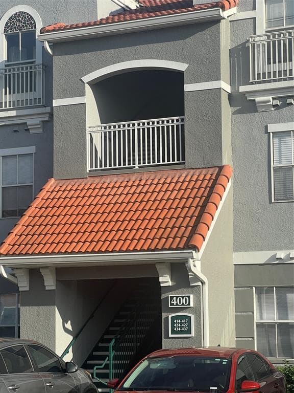 18001 RICHMOND PLACE DRIVE UNIT 425 - 2bd/2ba - $220,000 - TAMPA, FL