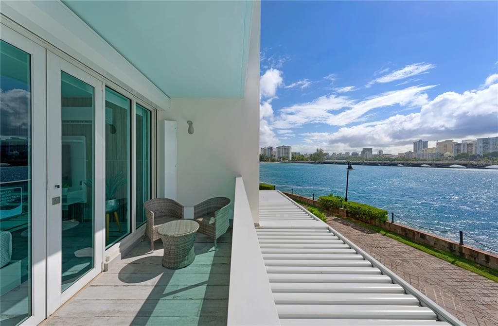 1 LOS ROSALES STREET UNIT 7222-7223 - 2bd/2ba - $849,000 - SAN JUAN, PR