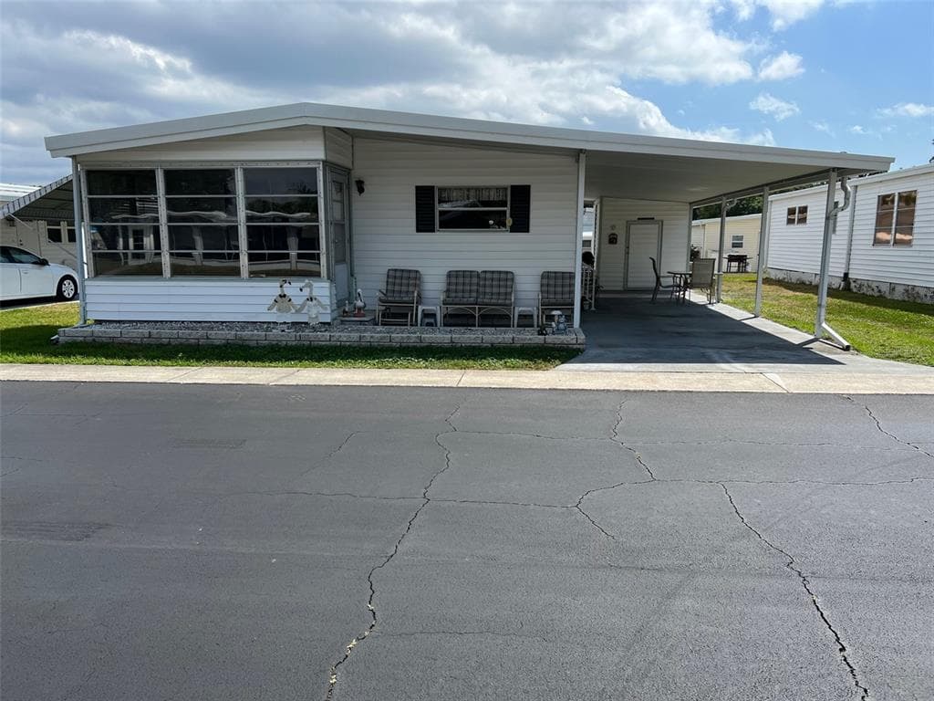 610 QUEEN PALM STREET - 2bd/2ba - $89,000 - LARGO, FL