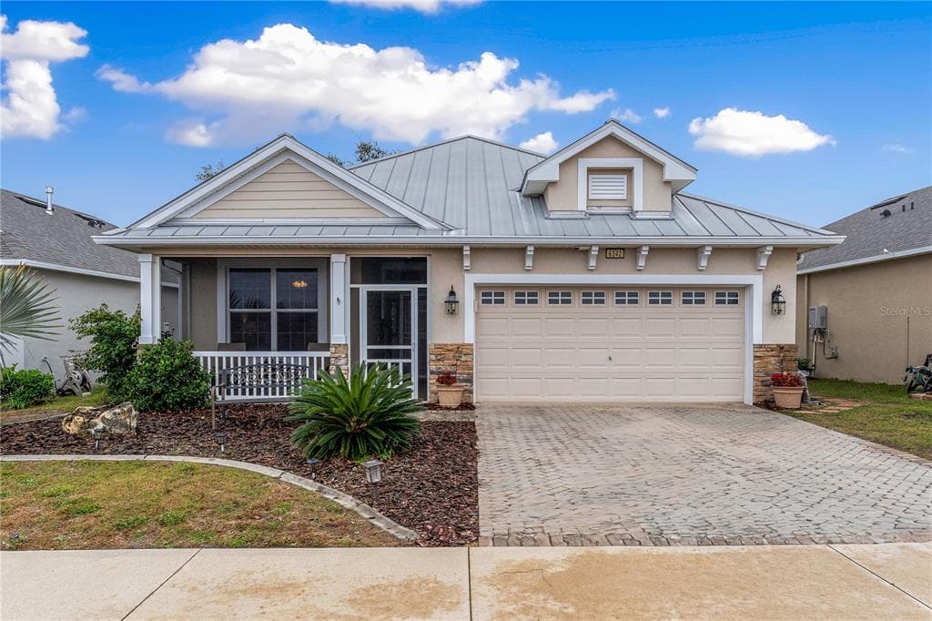 6342 SANDERS GROVE CIRCLE