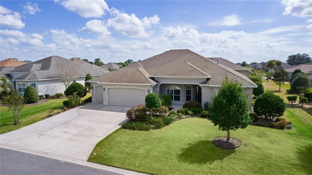 2935 CEDAR GROVE LOOP - 3bd/2ba - $895,000 - THE VILLAGES, FL
