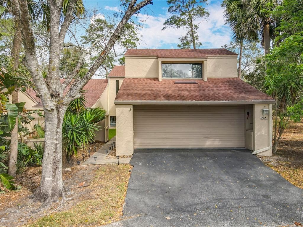 117 STARLING LANE - 3bd/3ba - $449,900 - LONGWOOD, FL