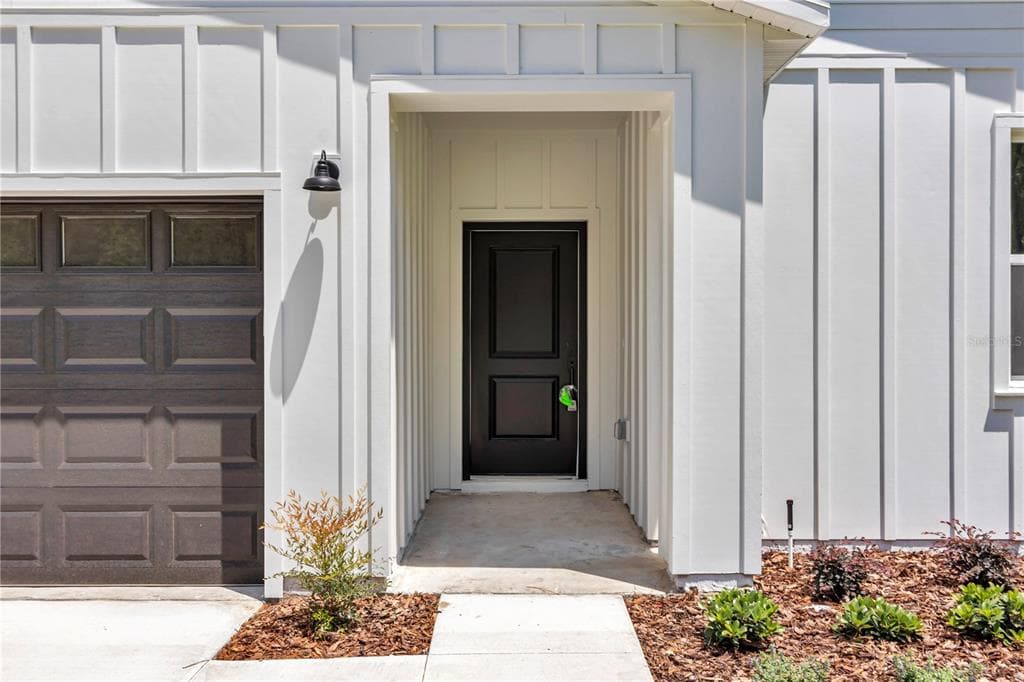 7007 SW 131ST AVENUE - 3bd/2ba - $350,000 - OCALA, FL