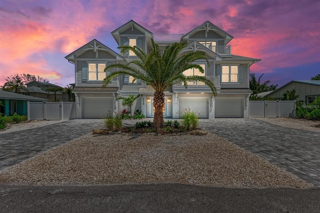 215 83RD STREET - 4bd/5ba - $4,495,000 - HOLMES BEACH, FL