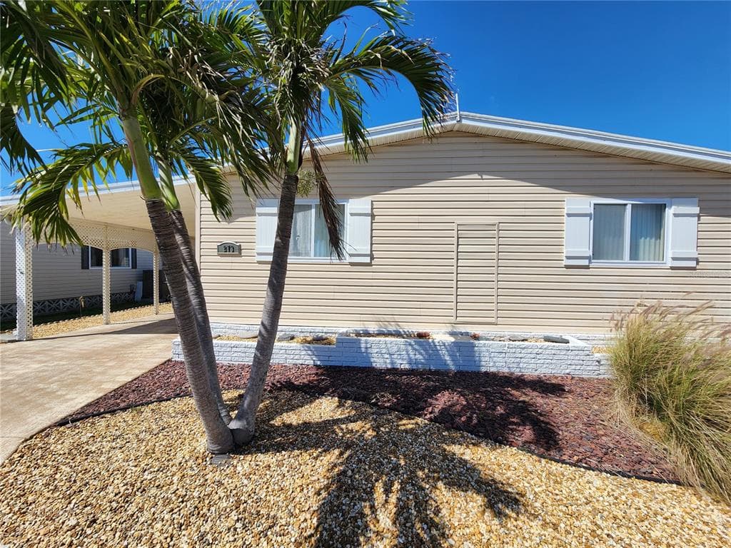 808 53RD AVENUE E UNIT 273 - 2bd/2ba - $175,000 - BRADENTON, FL