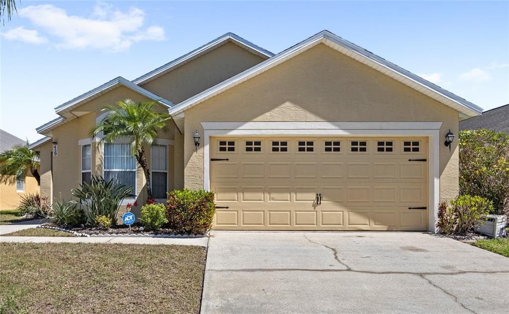 459 TIVOLI CIRCLE - 4bd/3ba - $389,000 - DAVENPORT, FL