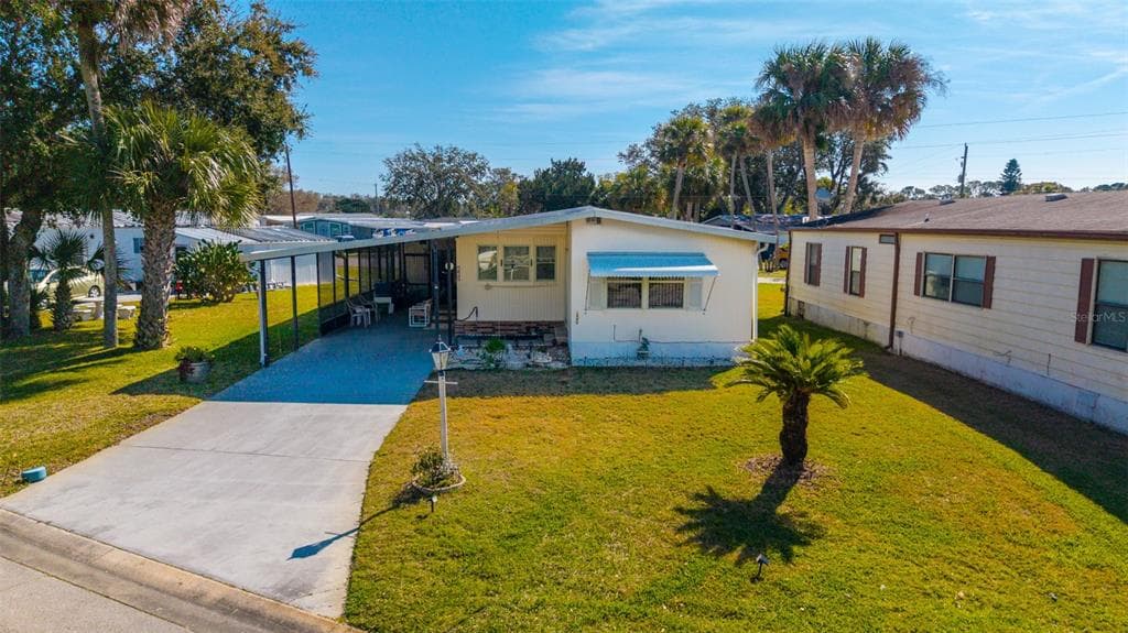 120 N INDIAN RIVER DRIVE - 2bd/2ba - $157,000 - EDGEWATER, FL