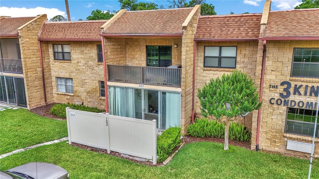 2837 NE 3RD STREET UNIT 103 - 2bd/2ba - $135,000 - OCALA, FL