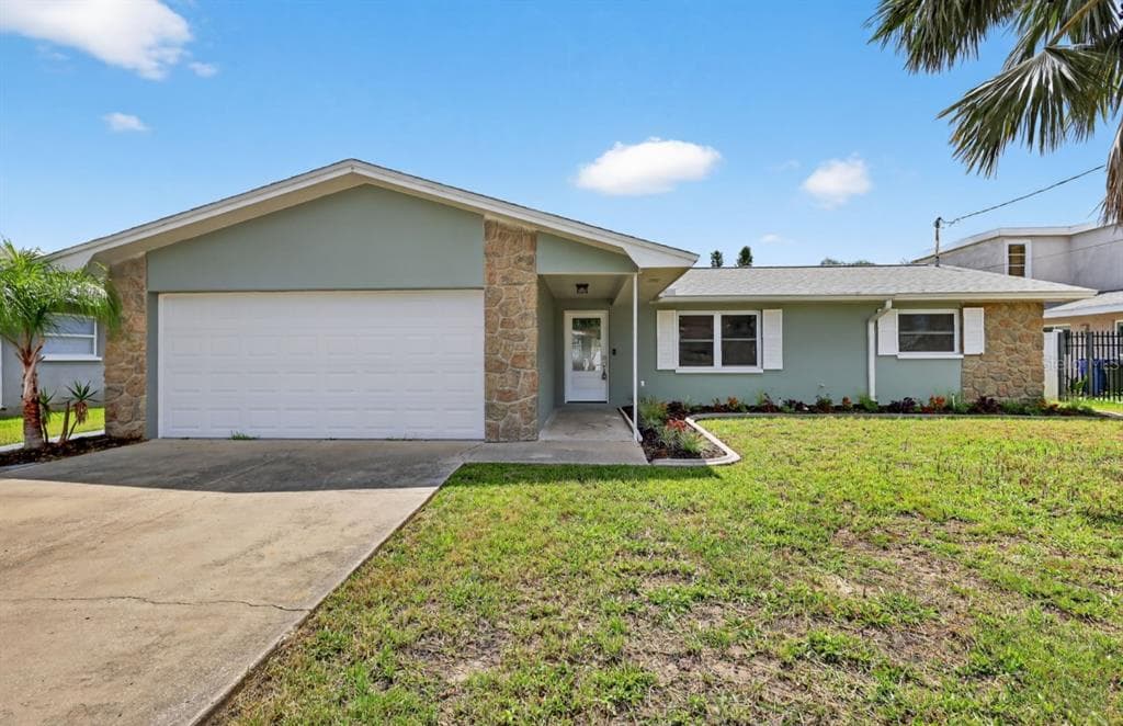 2175 EDYTHE DRIVE - 3bd/2ba - $474,900 - DUNEDIN, FL