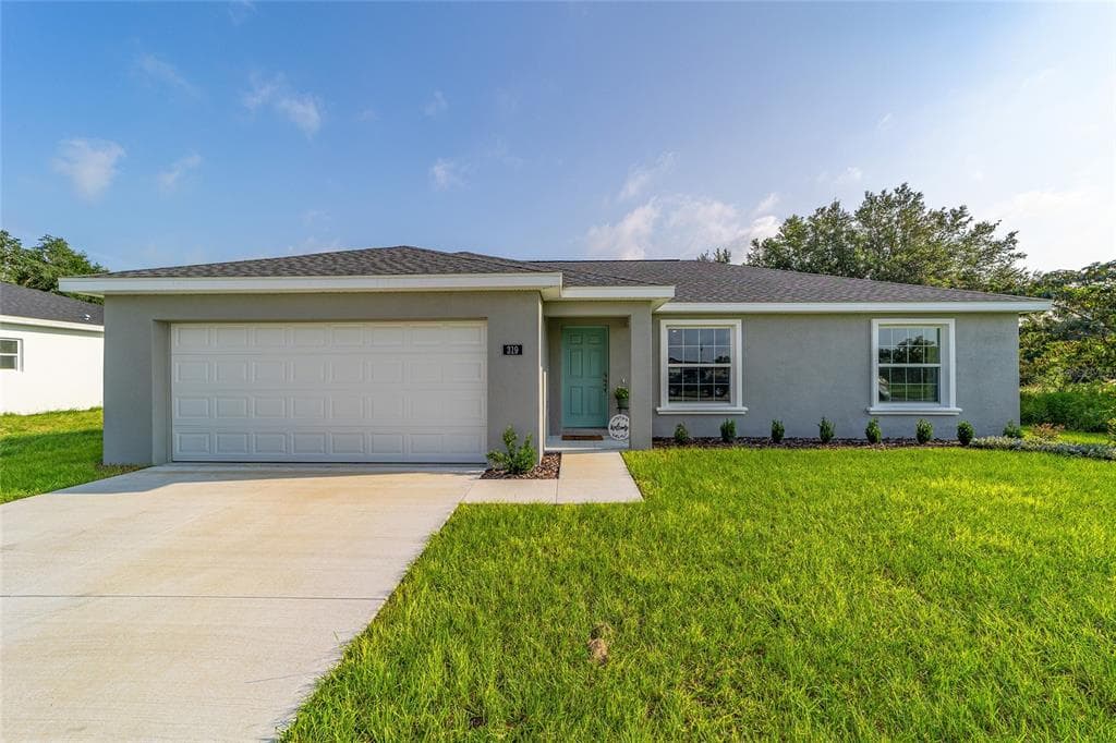 204 EMERALD LOOP WAY - 3bd/2ba - $239,900 - OCALA, FL