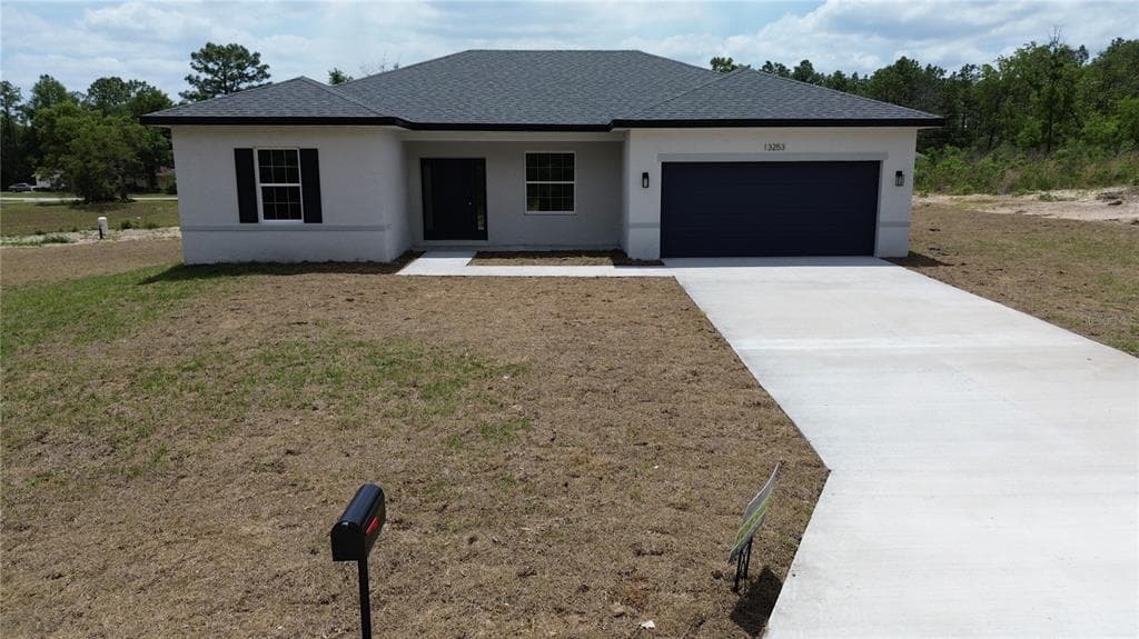 13253 SW 83RD CIRCLE - 4bd/2ba - $290,000 - OCALA, FL