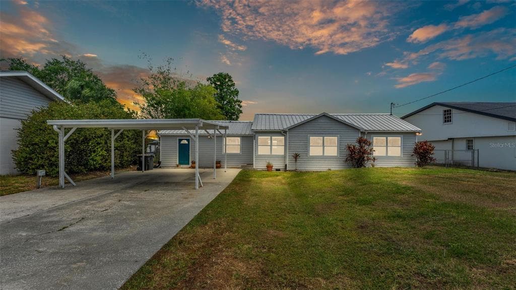 900 LAKE JESSIE DRIVE - 3bd/3ba - $545,000 - WINTER HAVEN, FL