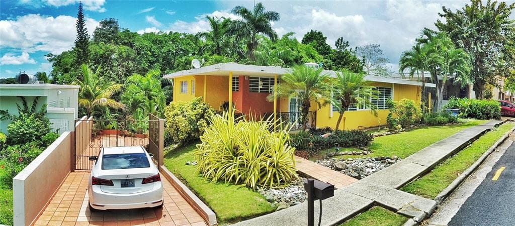 A 9 - 4bd/3ba - $650,000 - SAN JUAN, PR