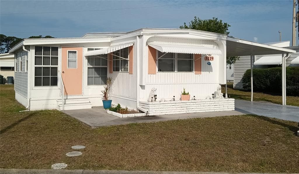 5119 GLEN ECHO AVENUE - 2bd/2ba - $149,000 - SARASOTA, FL