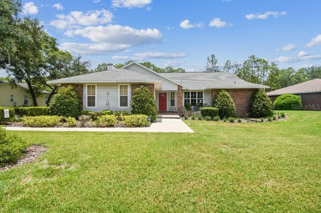 2528 DEERBROOK DRIVE - 3bd/3ba - $415,000 - LAKELAND, FL