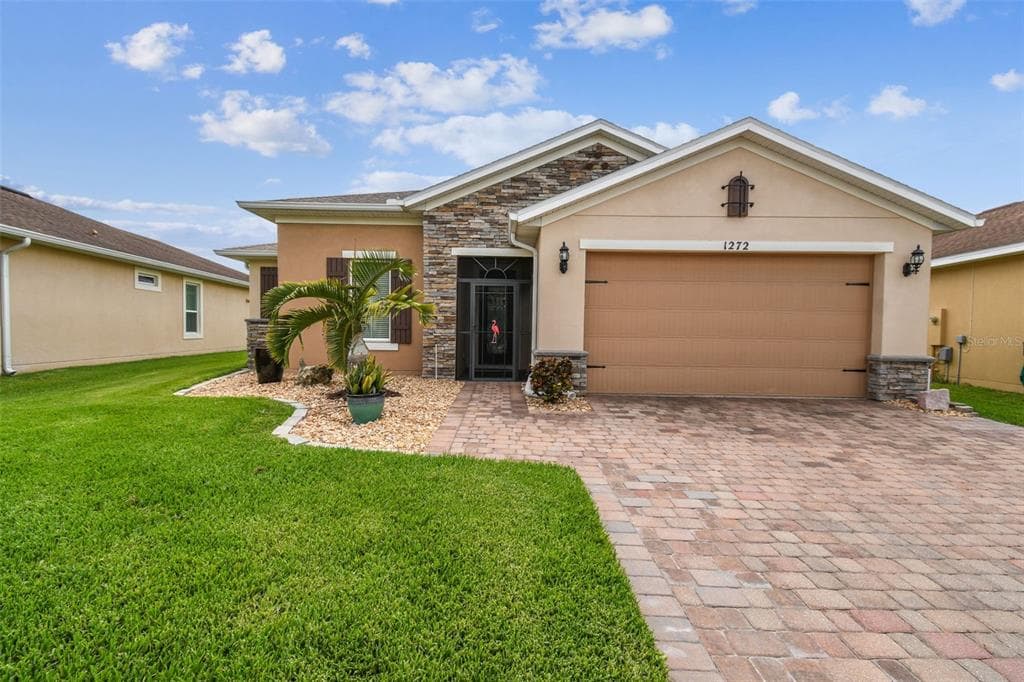 1272 BONITA CANYON DRIVE - 2bd/2ba - $334,900 - KISSIMMEE, FL