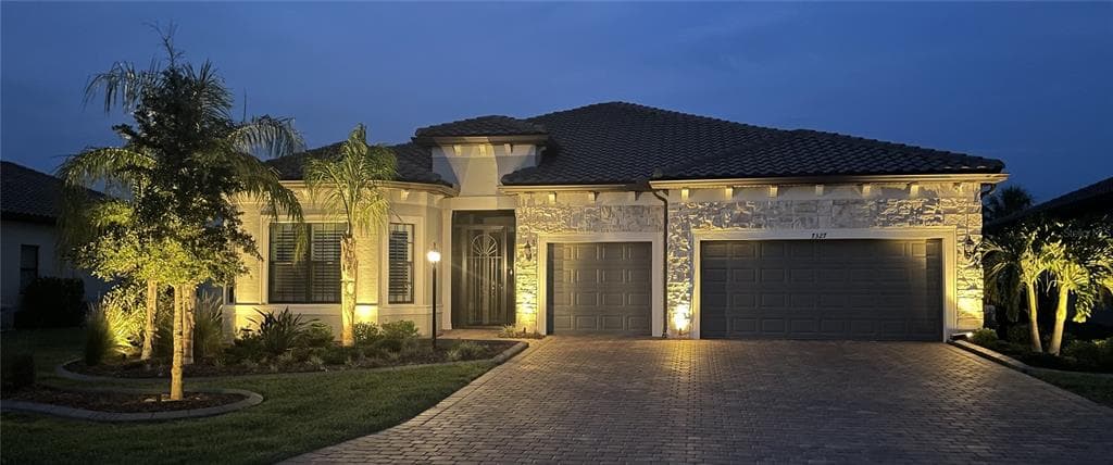 7327 SUMMERLAND COVE - 3bd/5ba - $1,490,000 - BRADENTON, FL