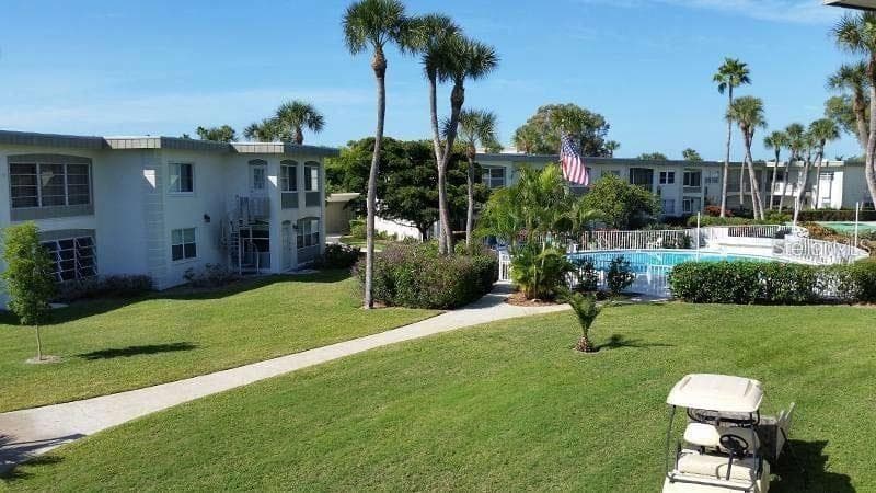 6300 FLOTILLA DRIVE UNIT 108 - 2bd/2ba - $345,000 - HOLMES BEACH, FL