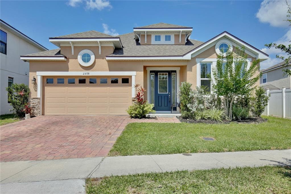2598 TRIELLE AVENUE - 4bd/3ba - $499,000 - KISSIMMEE, FL