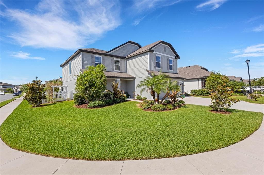 2332 MIZNER BAY AVENUE - 4bd/3ba - $485,000 - BRADENTON, FL