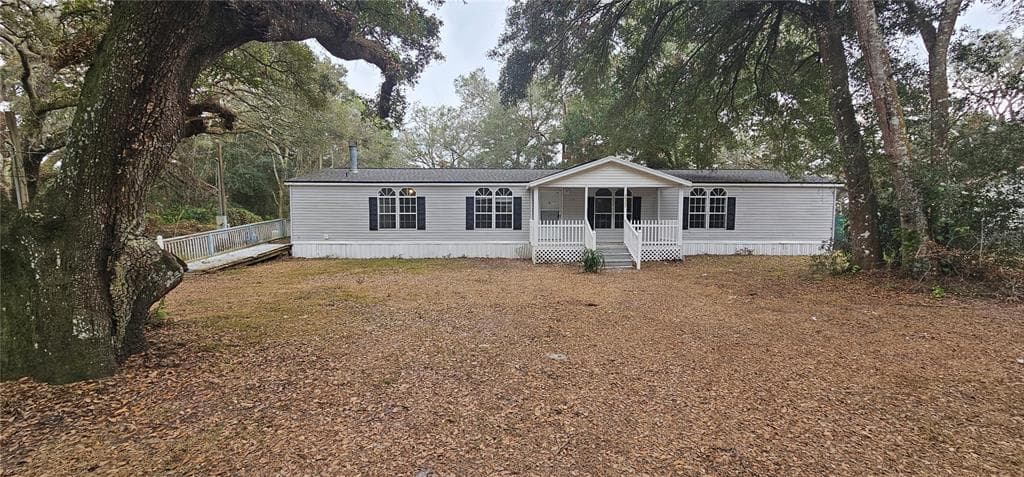 20332 SOMERSET ACRES LANE - 3bd/3ba - $213,000 - SPRING HILL, FL