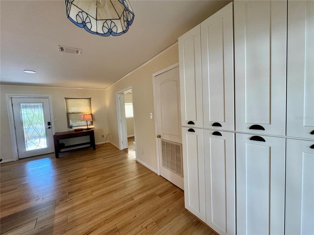 2307 COLGATE AVENUE - Interior/Exterior Photo 5 - BRADENTON, FL