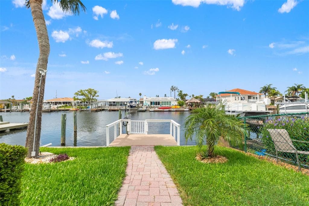 4012 MARINE PARKWAY - 3bd/2ba - $599,000 - NEW PORT RICHEY, FL