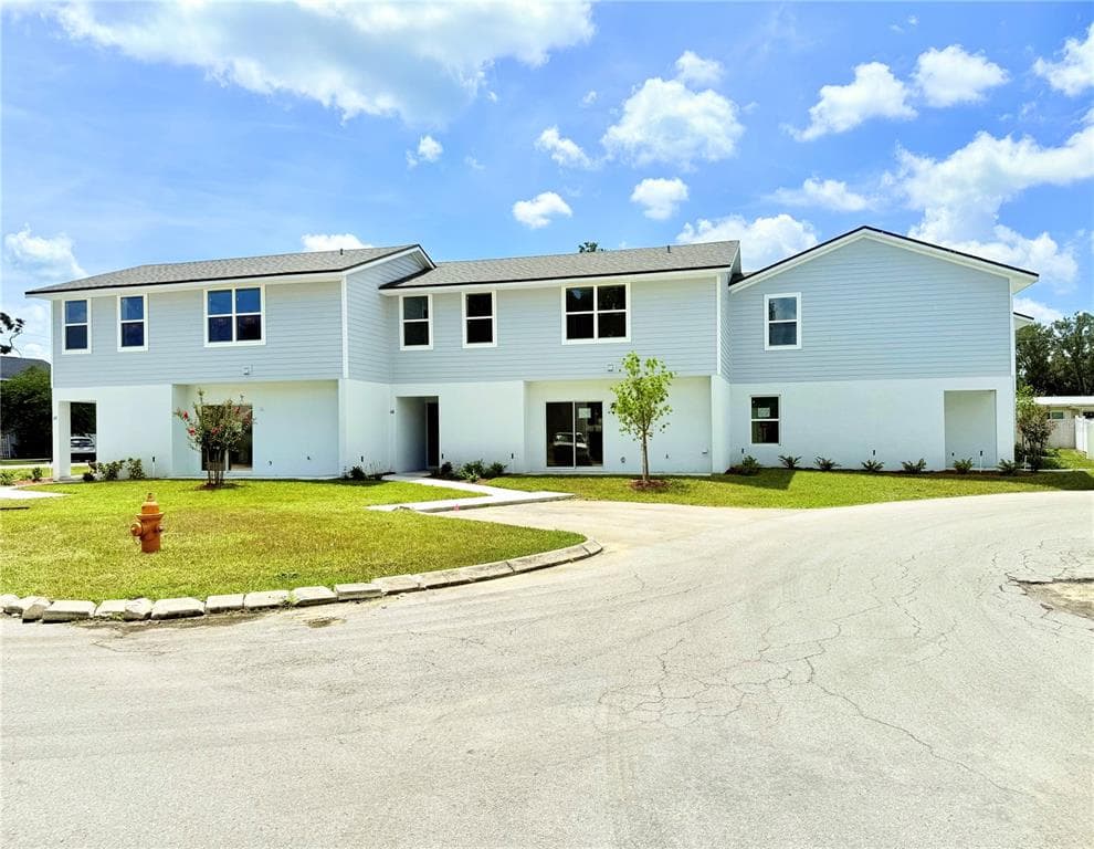 222 CARPENTERS WAY UNIT 71 - 3bd/3ba - $239,900 - LAKELAND, FL