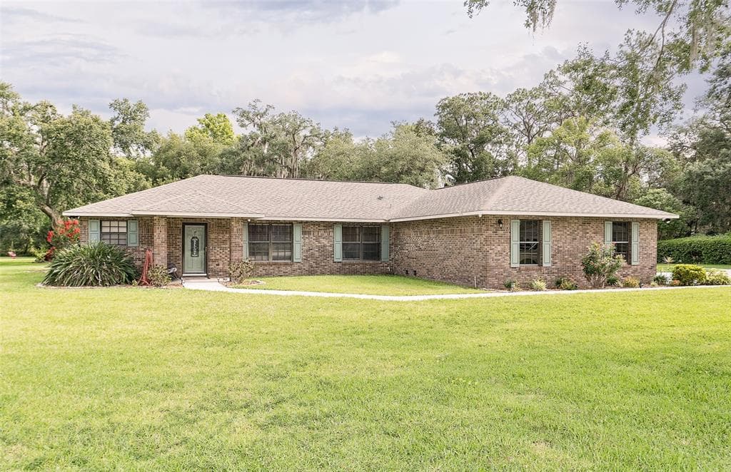 2331 D R BRYANT ROAD - 3bd/2ba - $819,900 - LAKELAND, FL