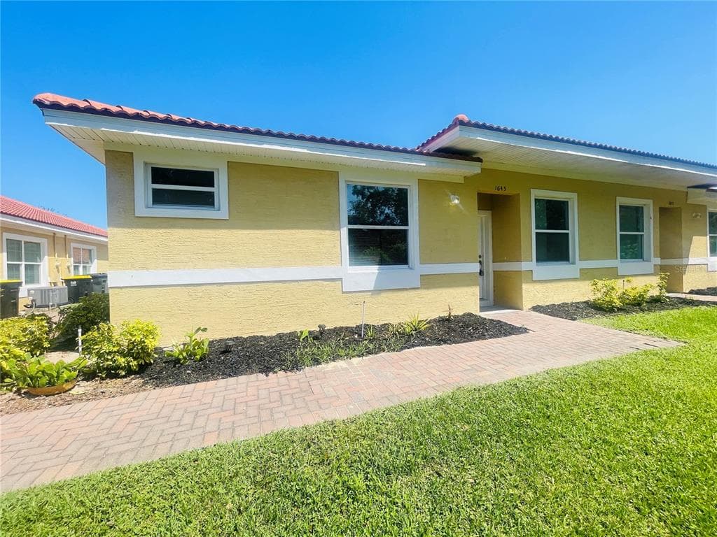 1645 CUMIN DRIVE - 3bd/2ba - $1,500 - KISSIMMEE, FL