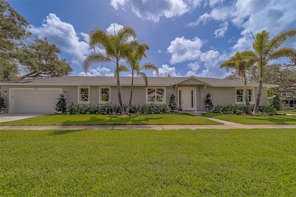 102 7TH AVENUE SE - 3bd/2ba - $524,900 - LARGO, FL