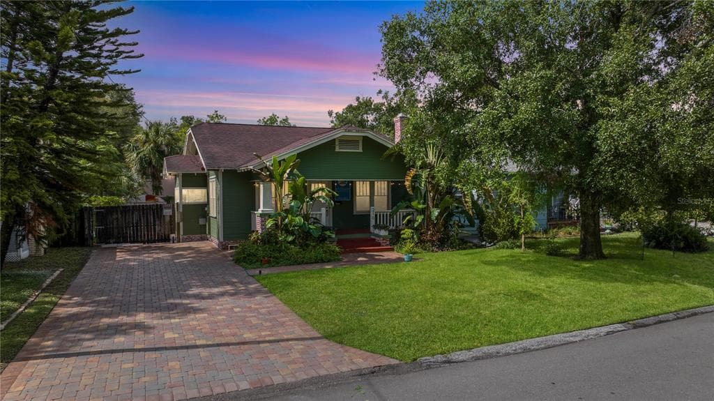 216 W SOUTH AVENUE - 3bd/1ba - $360,000 - TAMPA, FL