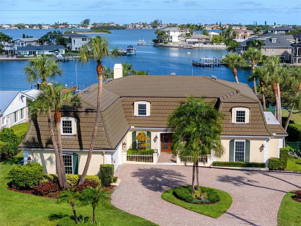224 HARBOR VIEW LANE - 6bd/5ba - $3,570,000 - LARGO, FL