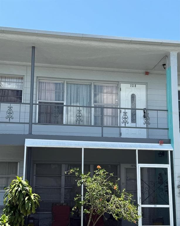 5860 43RD TERRACE N UNIT 1518 - 2bd/1ba - $128,000 - KENNETH CITY, FL