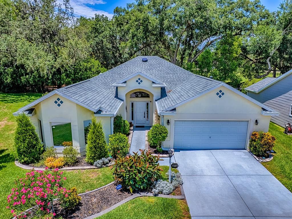 17037 SE 76TH CREEKSIDE CIRCLE - 3bd/2ba - $490,000 - THE VILLAGES, FL