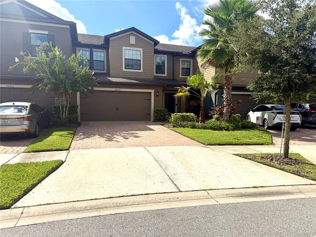 28504 TRANQUIL LAKE CIRCLE - 4bd/3ba - $399,990 - WESLEY CHAPEL, FL