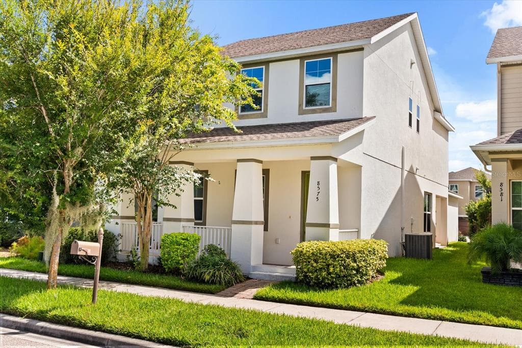 8575 LOOKOUT POINTE DRIVE - 3bd/3ba - $525,000 - WINDERMERE, FL