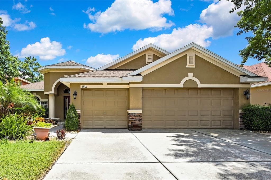 11101 RAGSDALE COURT - 4bd/3ba - $439,900 - NEW PORT RICHEY, FL