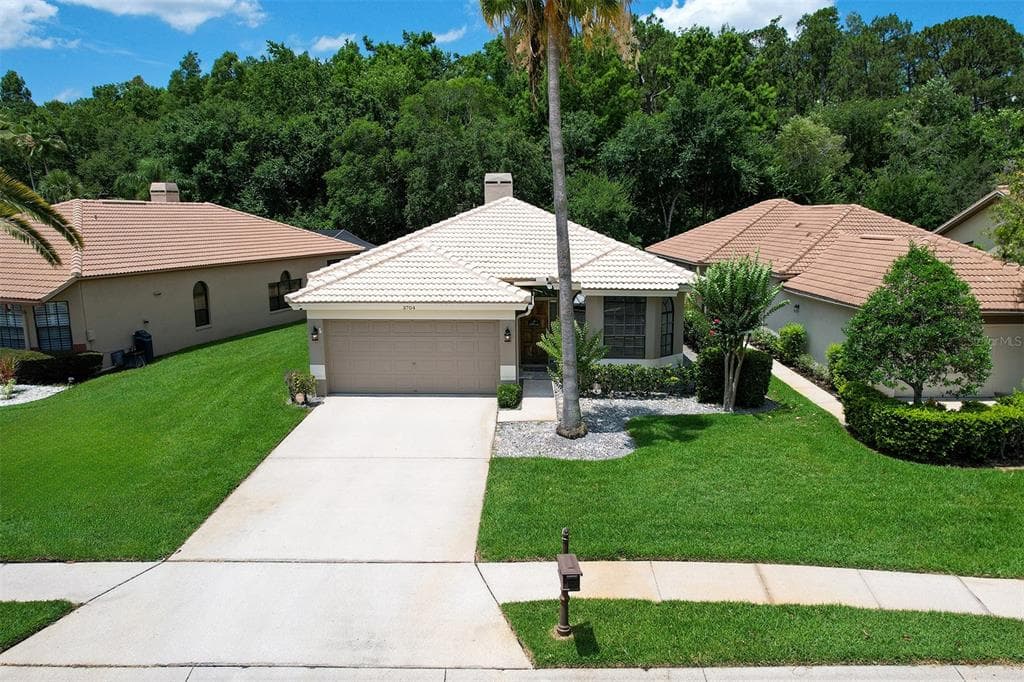 3704 DARSTON STREET - 3bd/2ba - $599,950 - PALM HARBOR, FL