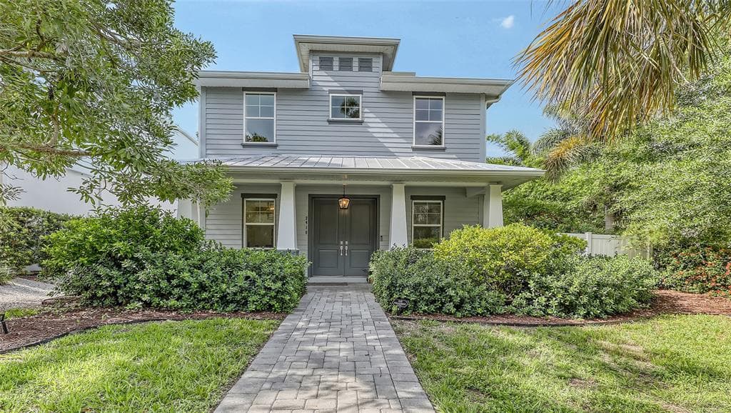 2410 PROSPECT STREET - 3bd/3ba - $929,000 - SARASOTA, FL