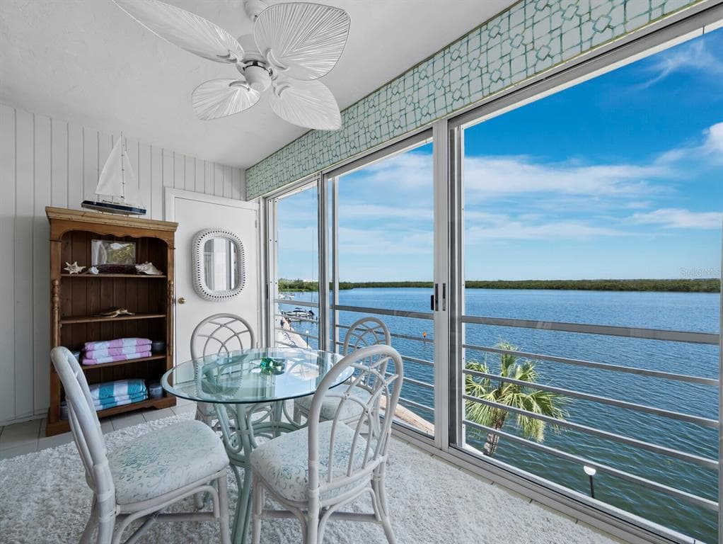 4420 EXETER DRIVE UNIT L303 - 2bd/2ba - $675,000 - LONGBOAT KEY, FL