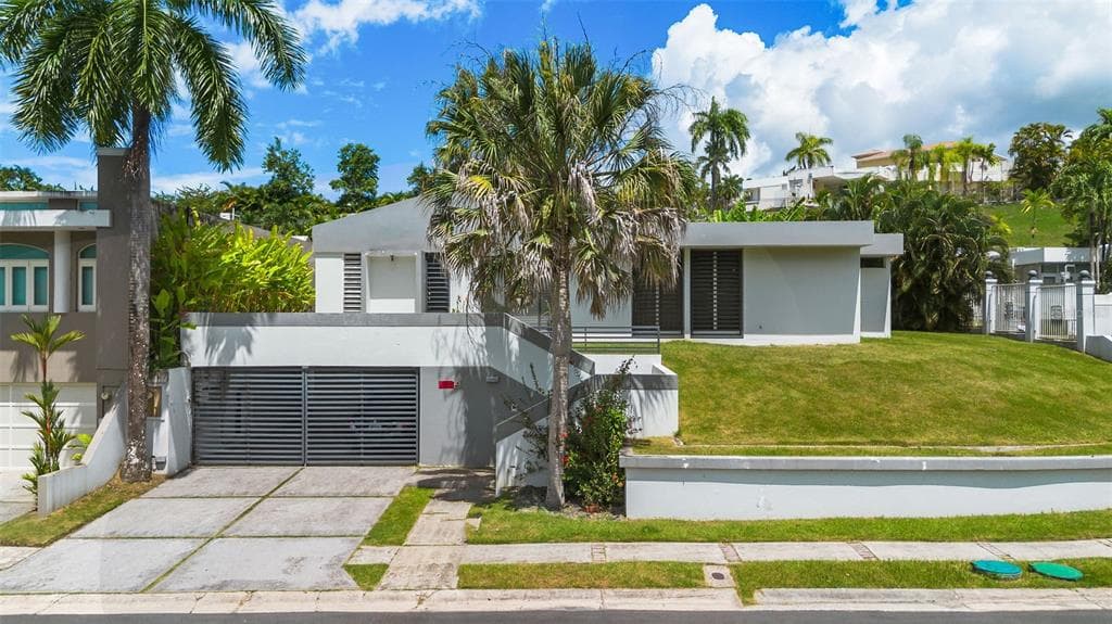 Calle Cibeles F14 PASEO DE LA FUENTE - 4bd/3ba - $1,373,000 - SAN JUAN, PR