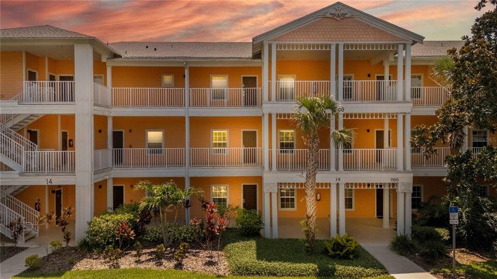 1109 NEW PROVIDENCE UNIT 141109 - 3bd/2ba - $199,500 - DAVENPORT, FL