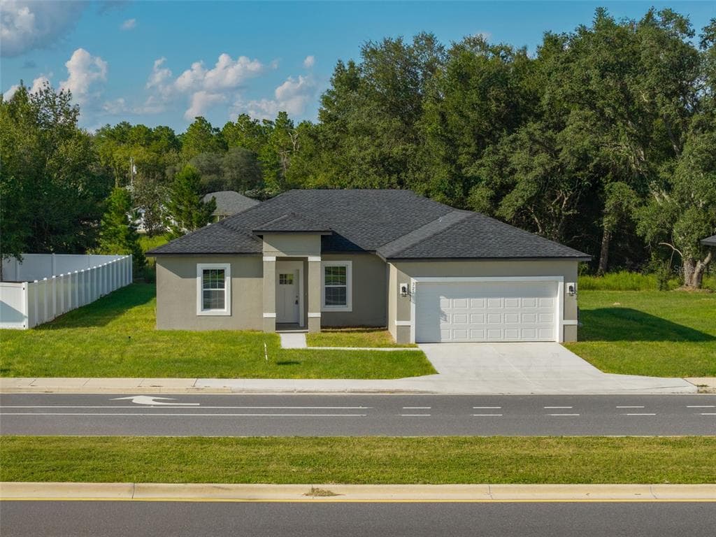 325 MARION OAKS TRAIL - 4bd/2ba - $289,900 - OCALA, FL