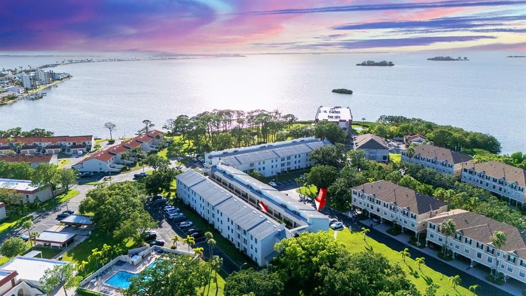 2700 BAYSHORE BOULEVARD UNIT 5108 - 2bd/2ba - $289,000 - DUNEDIN, FL